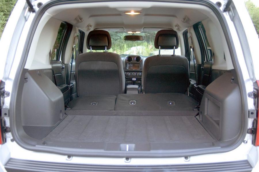  Jeep Patriot 2012 года  (фото 20 из 40)